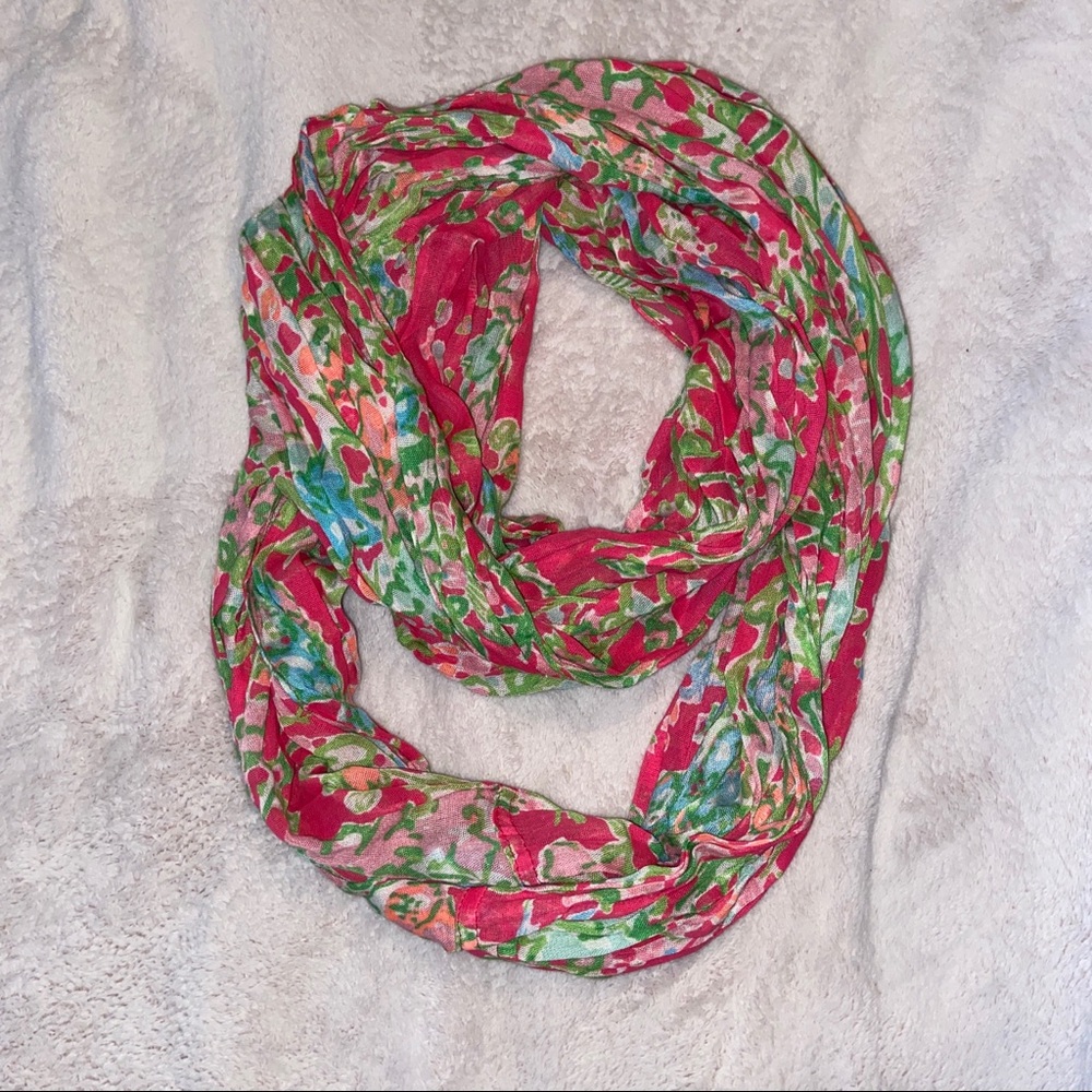 Lilly Pulitzer Riley Infinity Loop Scarf - Picture 2 of 3